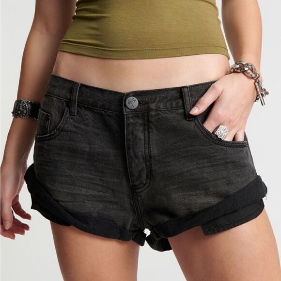 One Teaspoon Double Bass Relaxed Fit Twisted Cuff Bandit Jean Denim Shorts Sz 28 - Picture 1 of 9